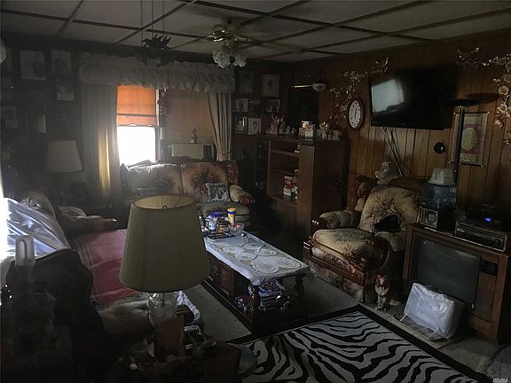 2nd image of 13932 250th St