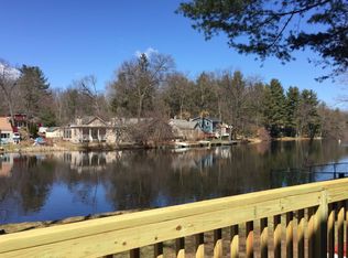 137 Cottage Rd, Enfield, CT 06082