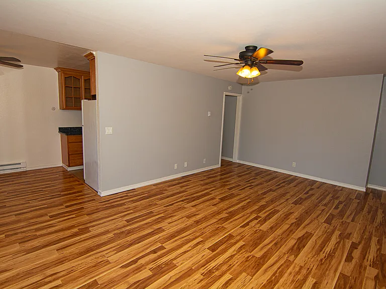 490 Easy St #12 — Photo 7