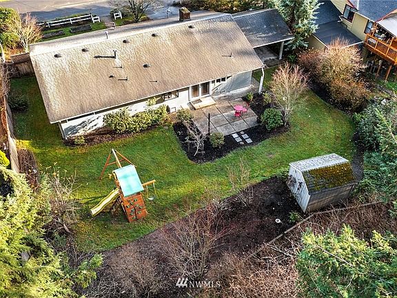 3rd image of 22904 46th Ave W
