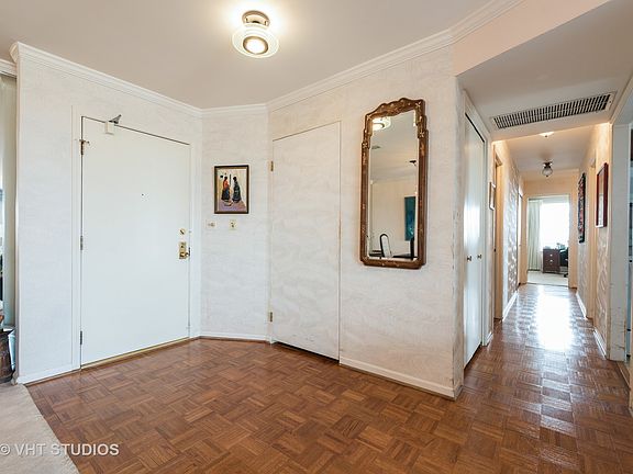 3rd image of 4601 W Touhy Ave APT 804