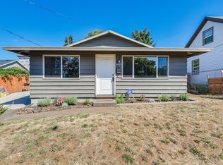 8425 SE Schiller St, Portland, OR 97266