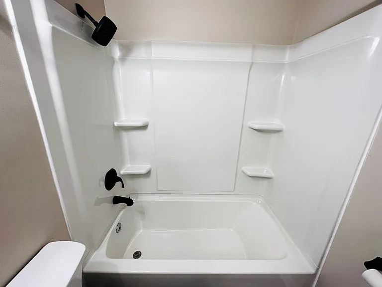 115 Carman Ave #24 — Photo 30