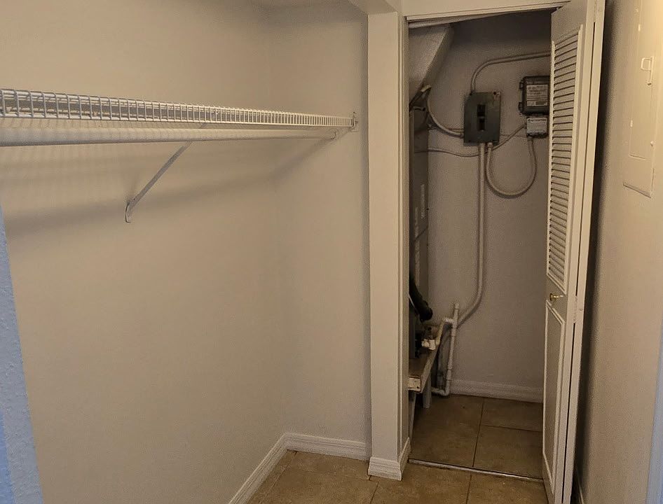 Master bedroom walk-in closet hallway