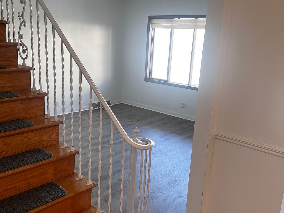 1st image of 26 La Grange St #26