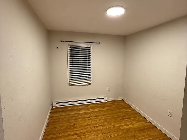 181 Bowen St #1 — Photo 7