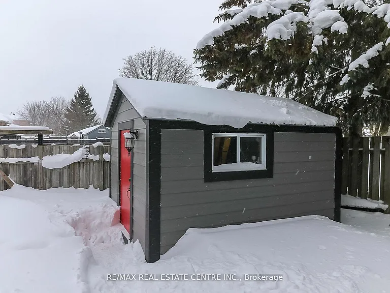 39 Cardinal St — Photo 9