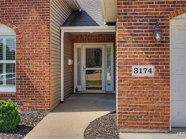 3174 Park Place Dr, Cape Girardeau, MO 63703