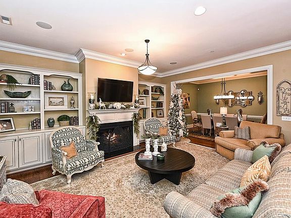 4th image of 5118 Englefield Way #20E