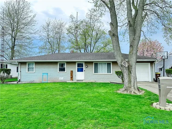 1015 Linden St, Montpelier, OH 43543