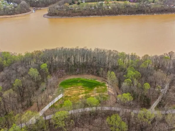 26 Cherokee Rd, Lucas, KY 42156