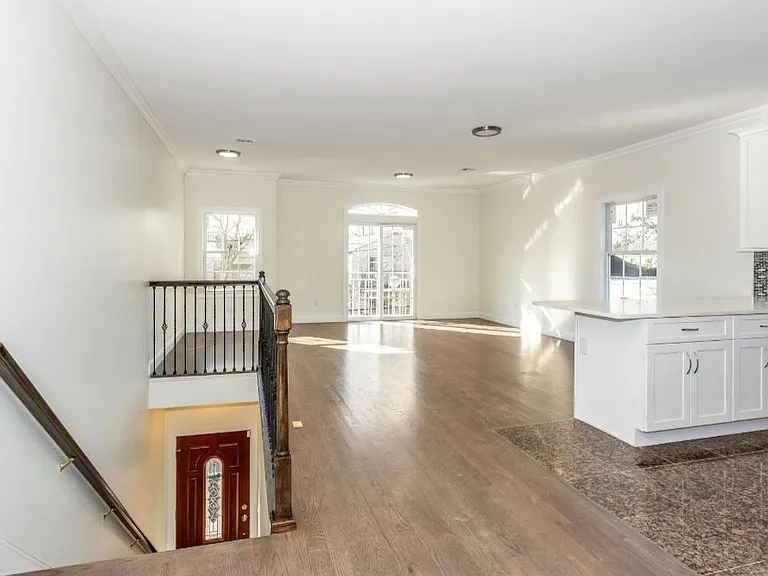 144 Fulton Ave #1 — Photo 2