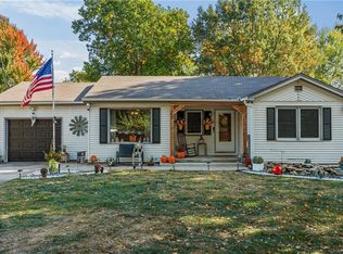 503 SW Locust St, Oak Grove, MO 64075