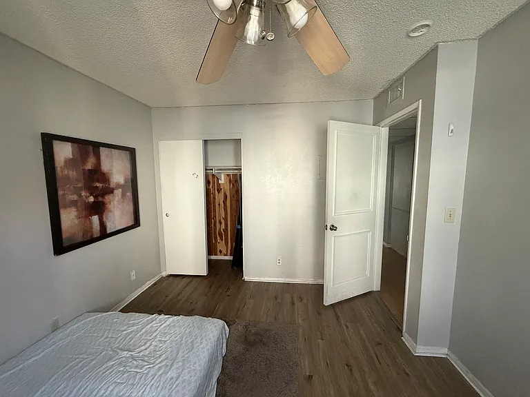18008 Saratoga Way — Photo 12