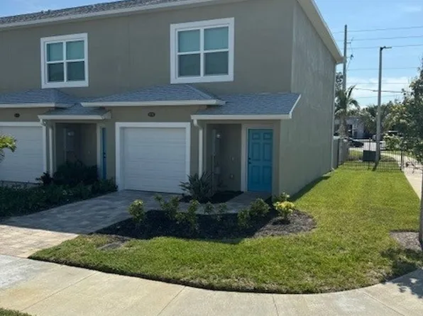 870 Paddleboard Ct, Melbourne, FL 32935