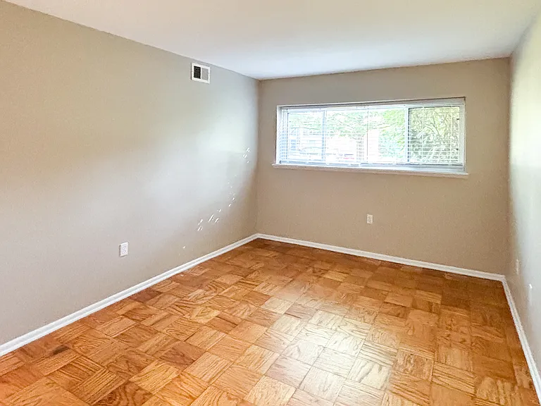 225 Francis L Cadden Pkwy #T3 — Photo 7