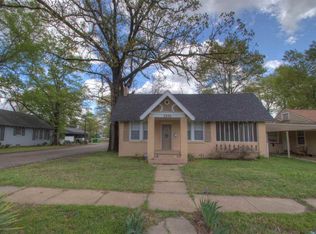2824 Magnolia St, Texarkana, TX 75503