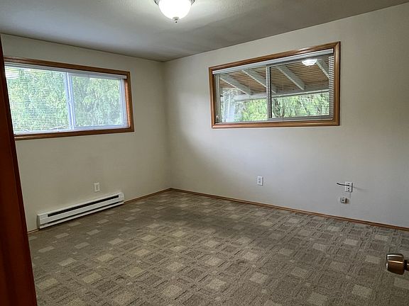 5th image of 865 3rd Ave NW #4