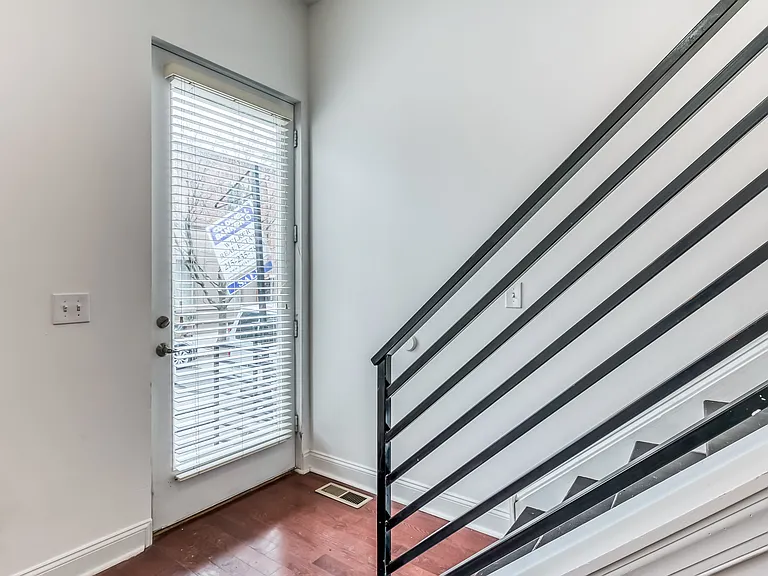 1456 E Columbia Ave #O1 — Photo 29