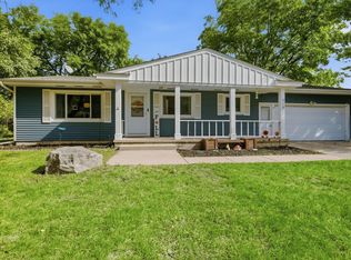 908 Brenda Lee Dr, Saint Cloud, MN 56303
