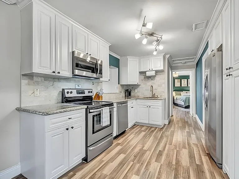 6941 Boston Dr — Photo 7