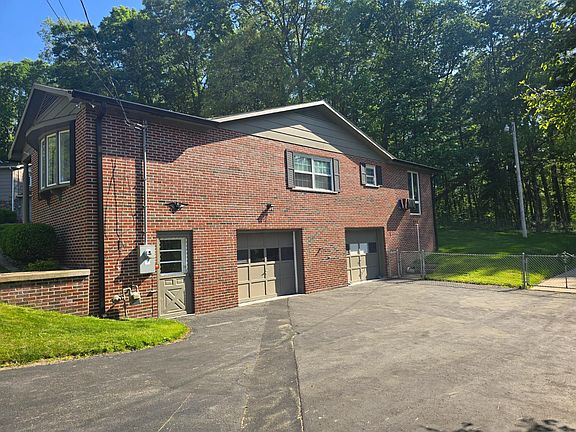 3rd image of 298 Circle St