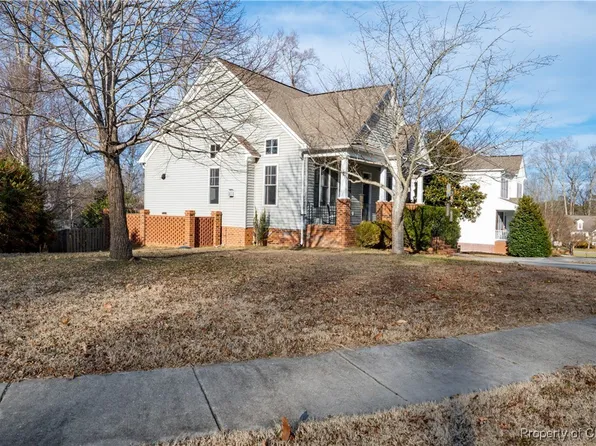 6785 Bershak Ct, Gloucester, VA 23061
