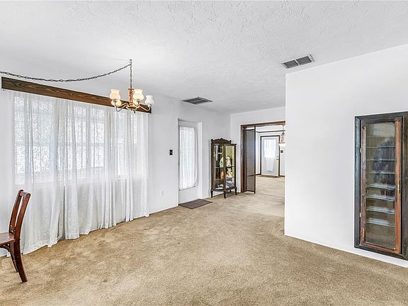 3rd image of 2303 Georgetown Rd