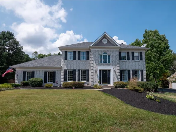 6252 Sauterne Dr, Macungie, PA 18062