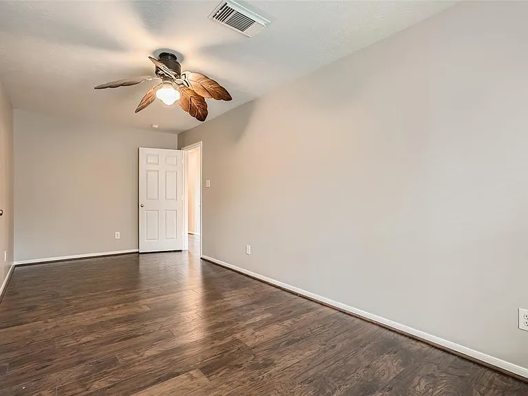 3810 Breaker Ct — Photo 27