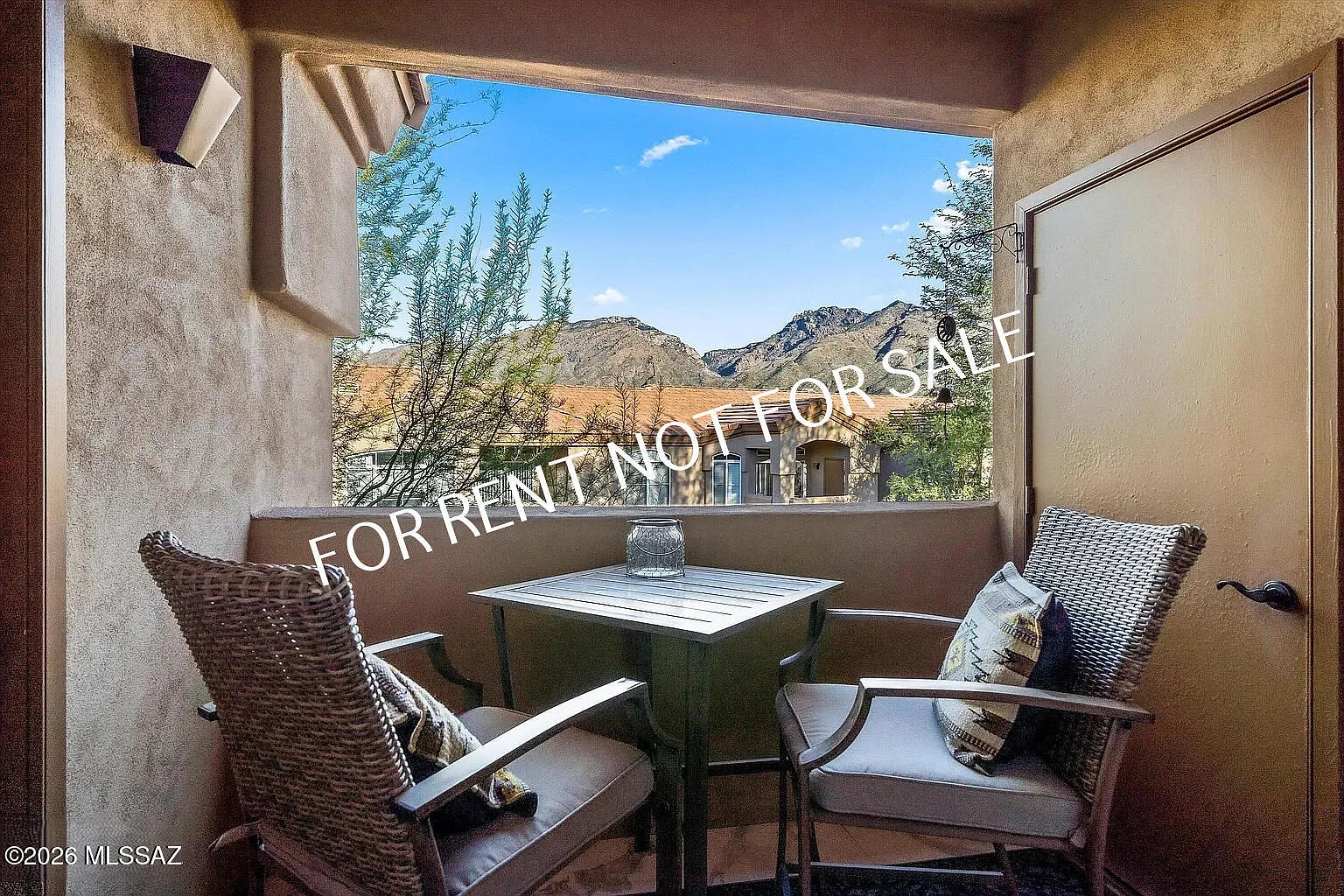 2 bed, 2.0 bath, 1048 sqft, $2,300 — Photo 3