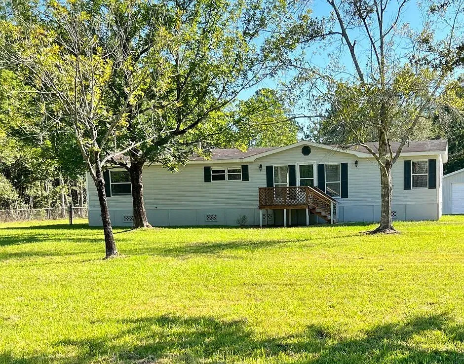 4 bed, 1800 sqft, $1,650 — Photo 1