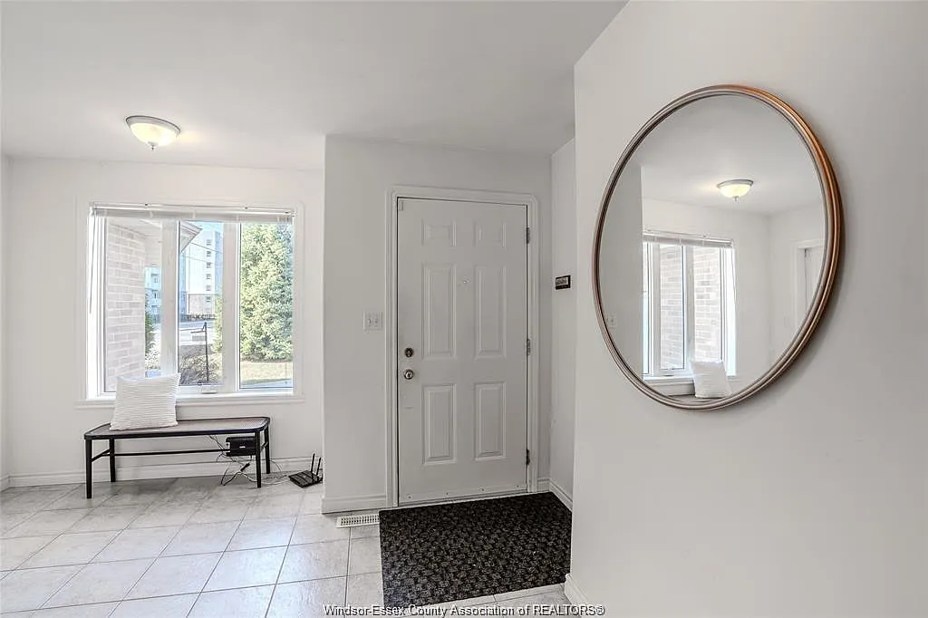 2 bed, $2,200 — Photo 2