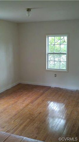 2nd image of 3200 W 100th Rd