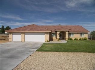 16420 Los Cedros Rd, Victorville, CA 92394