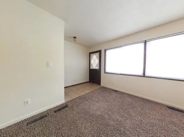 4109 1/2 Lowry Ave N, Robbinsdale, MN 55422