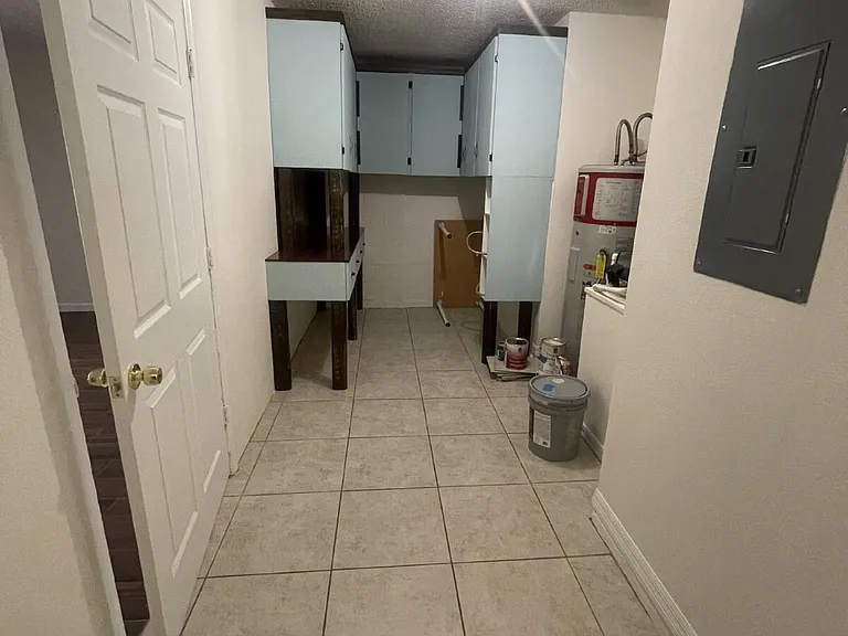 2910 Cool Breeze Cir — Photo 14