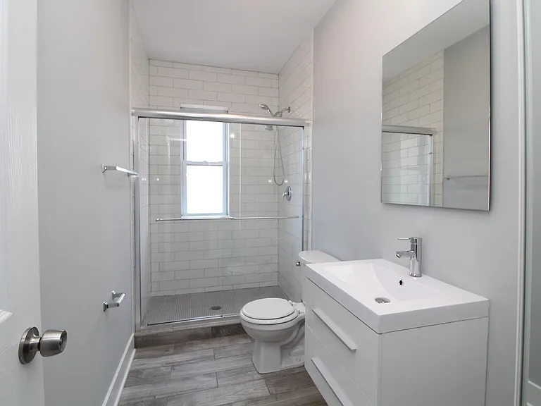 2128 N Sawyer Ave #2E — Photo 13