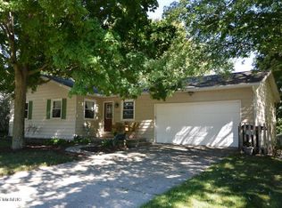 2214 Curtis Ave, Portage, MI 49024