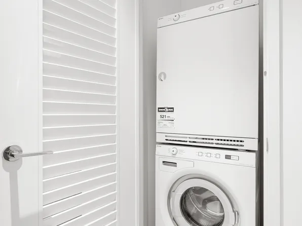 1 West End Avenue image 19 of 19