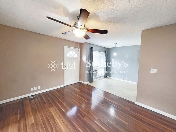 3rd image of 46-1060 Emepela Way APT 9R