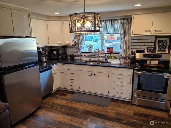Kitchen>