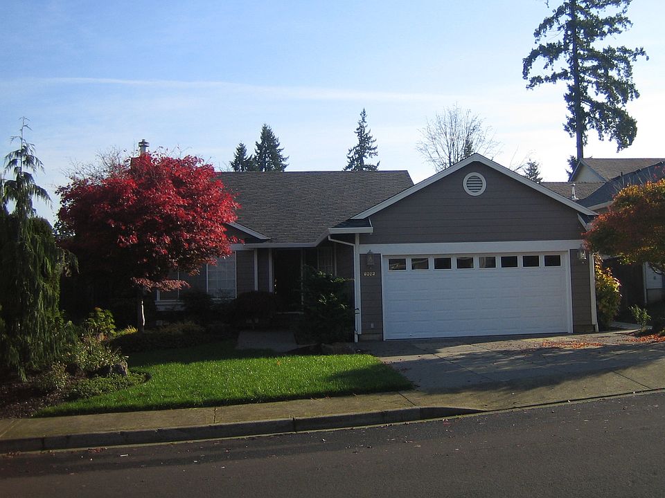 1st image of 8303 NE 25th Pl