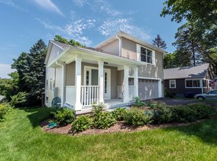 816 State St, St Charles, IL 60174