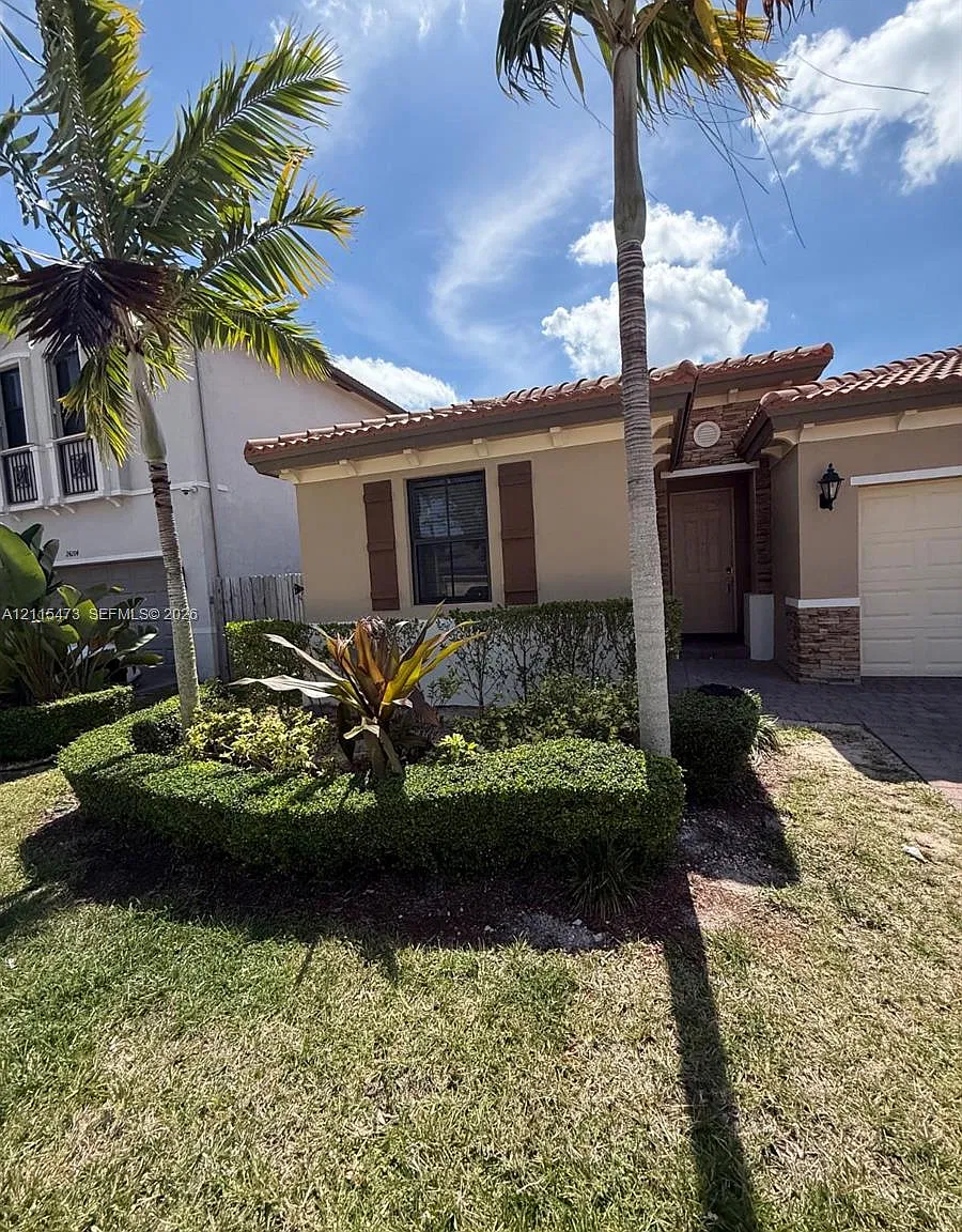 Silver Palm Southwest — Photo 2