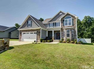 33 Summerglow Ct, Clayton, NC 27527