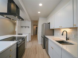 1057 W Powers Ave, Littleton, CO 80120