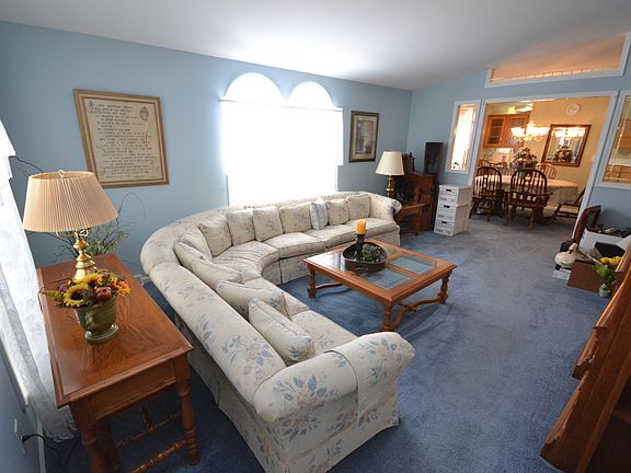 5th image of 3501 Lincoln Ave. #80