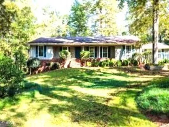 885 Wimbledon Ct, Macon, GA 31210