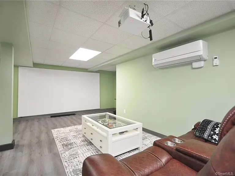 7 Lakeview Dr — Photo 13
